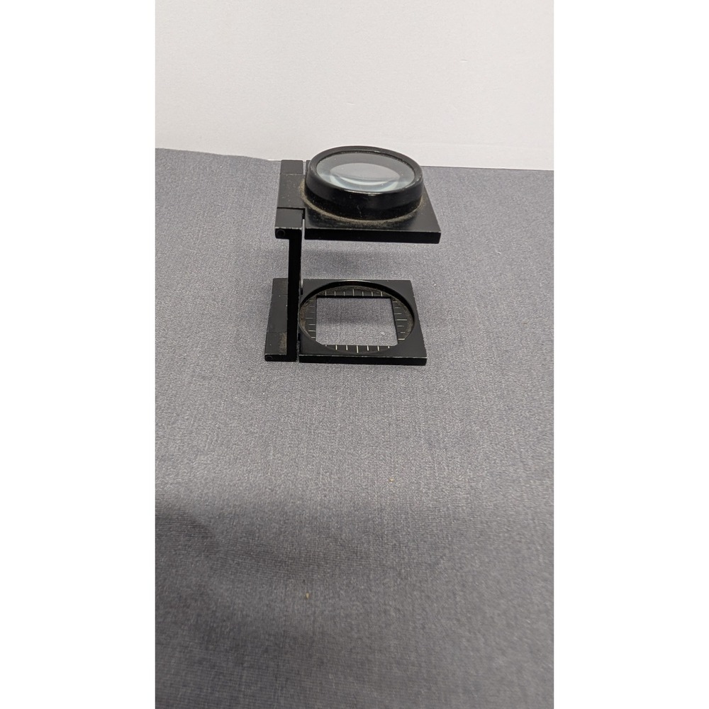Vintage Folding Linen Tester Magnifying Glass Black Metal Tri-Fold Scale Tool